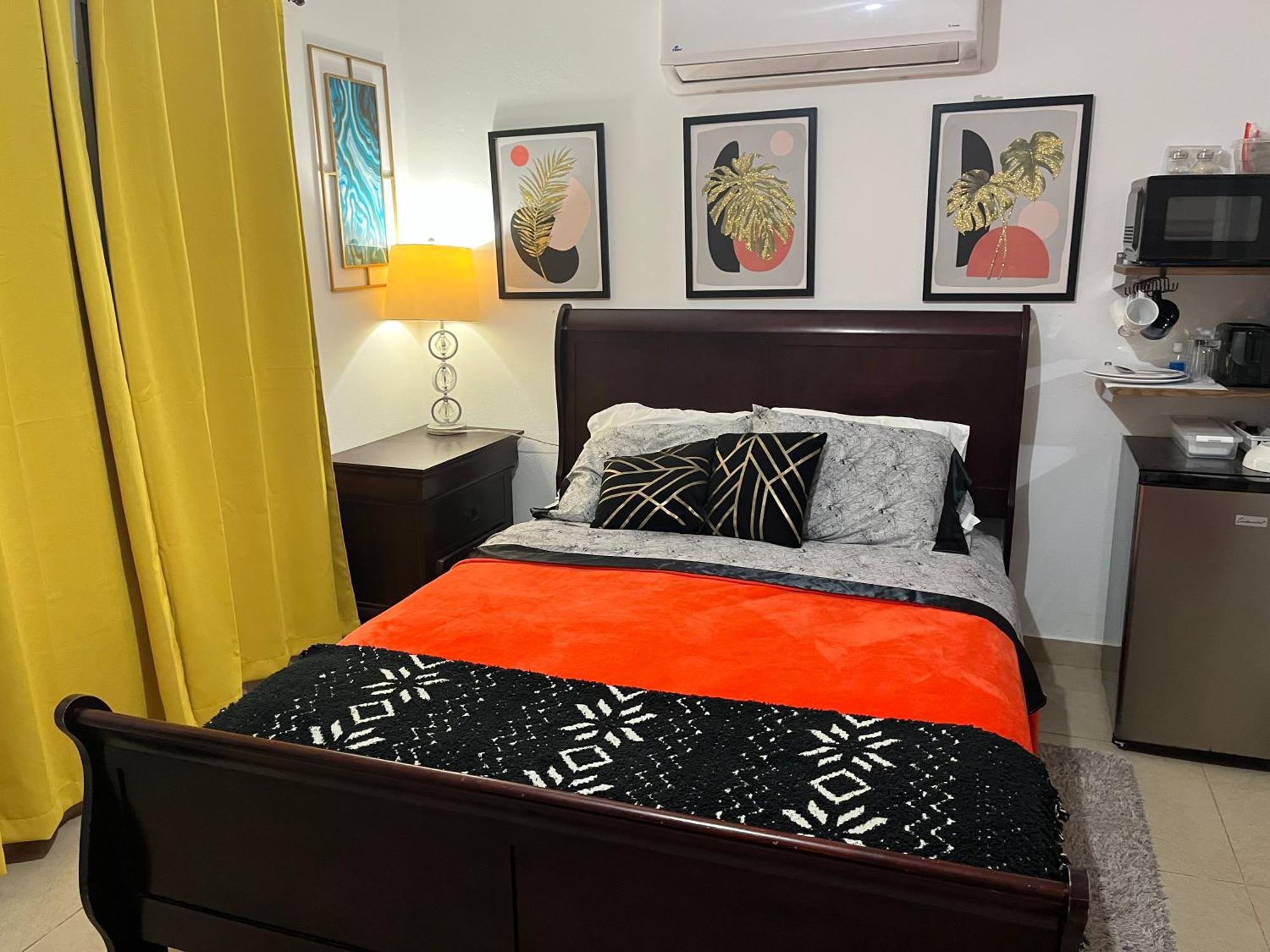 Gavidias Guest House San Lorenzo 外观 照片